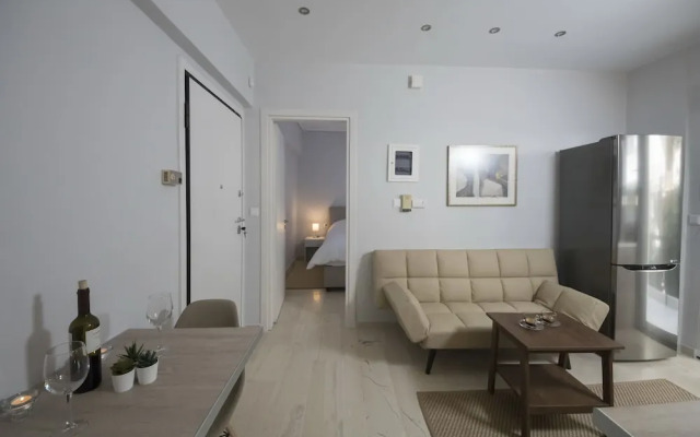 Stylish and Modern Apartment in the Heart of Athens