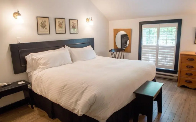 The Little Inn of Bayfield