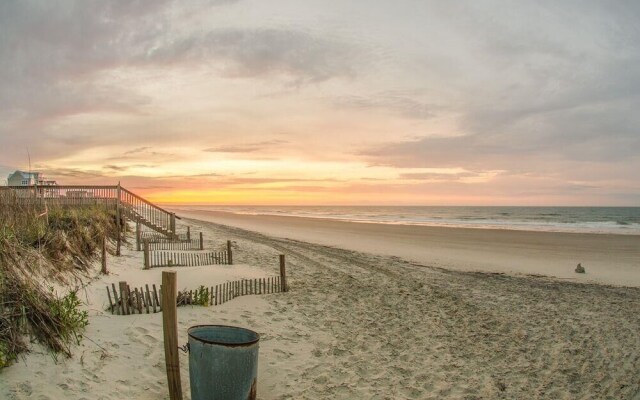 Holden Memories #67108 - 3 Br Condo