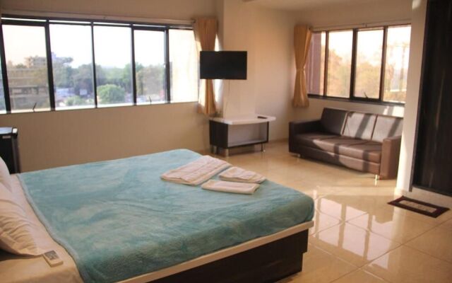 Dev Motel & Banquet