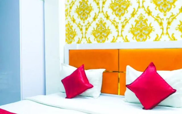 Roomshala 124 Royal inn Rohini