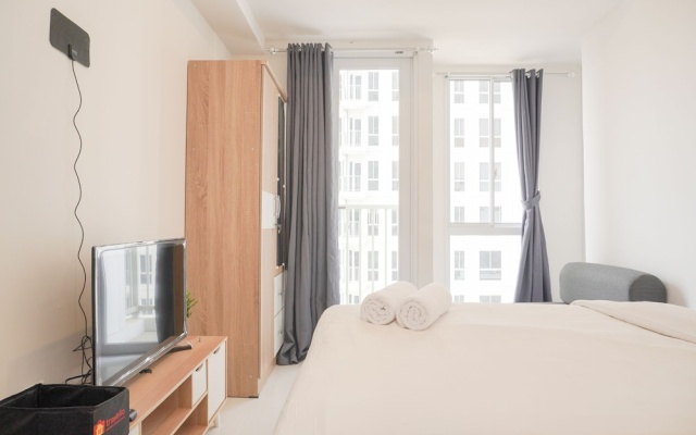 Well Furnished Studio With Sofa Bed At Tokyo Riverside Pik 2 Apartment – Guest Rooms – Jakarta