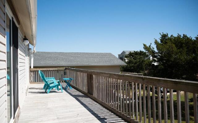 Apt Not by Oak Island Accommodations