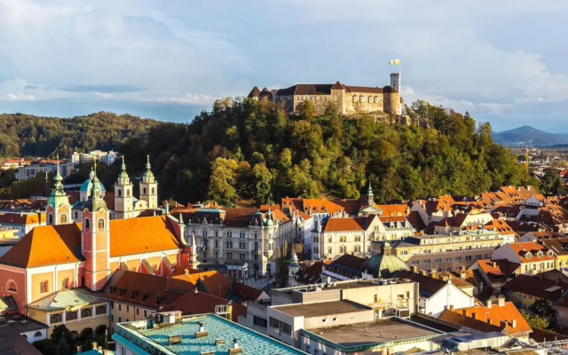 Urban Style Apartments by Loft