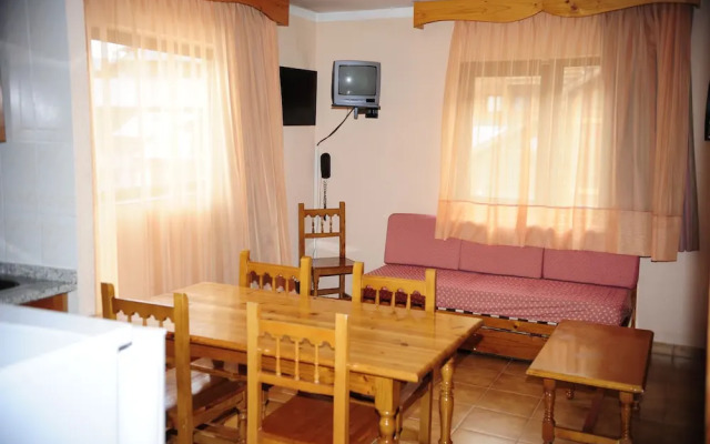 Apartaments Deusol 3000