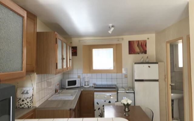 Studio in Saint-thibéry, With Wifi - 8 km From the Beach