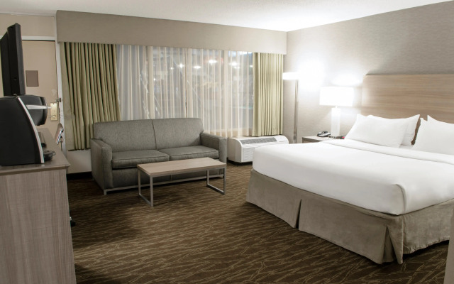 Holiday Inn Fargo by IHG