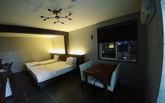 K2 motel