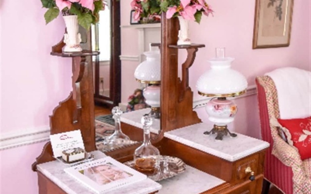 The Richard Johnston Inn Bed and Breakfast