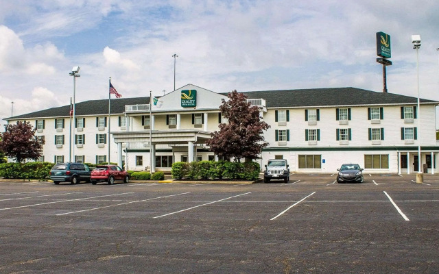 Quality Inn & Suites Bellville - Mansfield