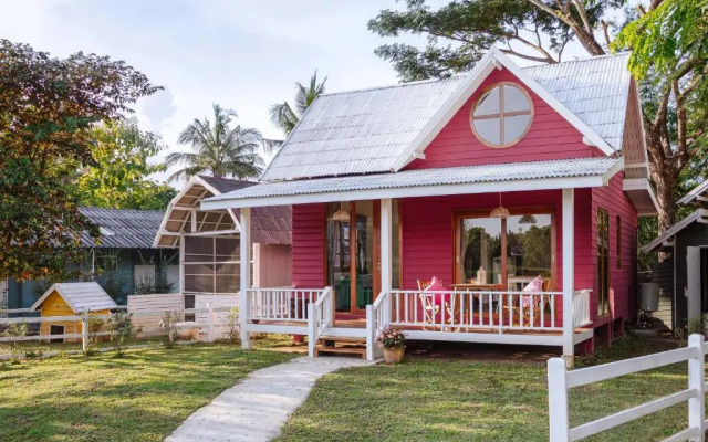 Luxury Farm House