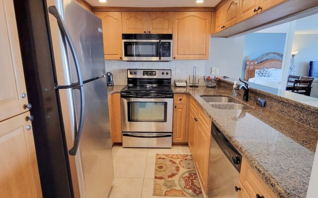 1201 South Hampton 2 Bedroom Condo