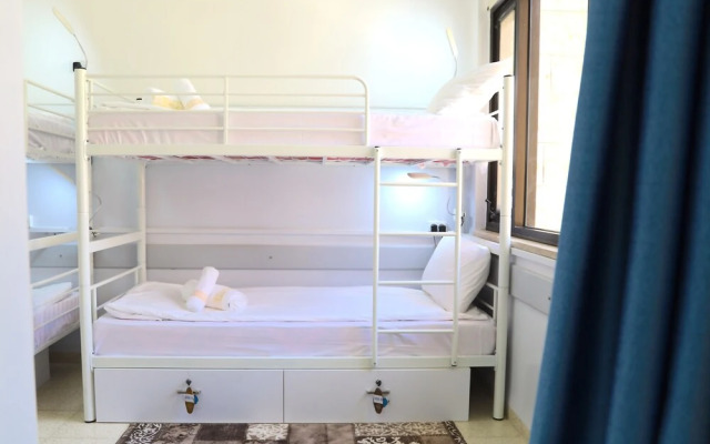 New Gate Hostel