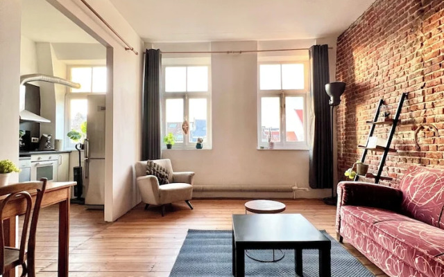 Spacious Family Apartment Midi