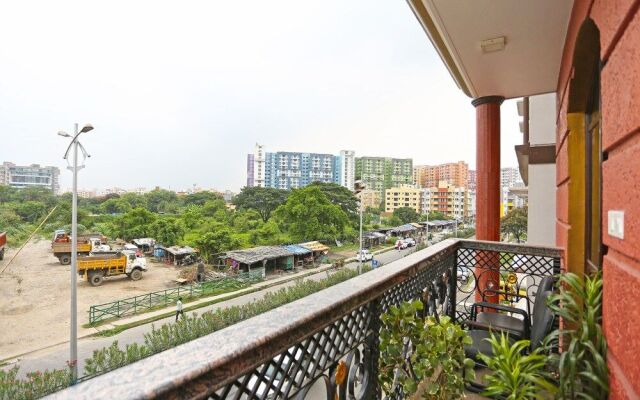 OYO 9718 Apartment near DLF IT Park