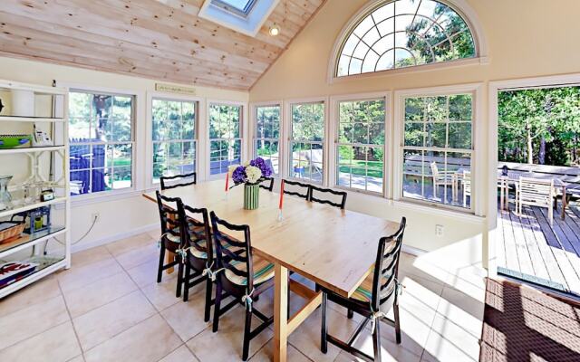 South Chatham Home by RedAwning