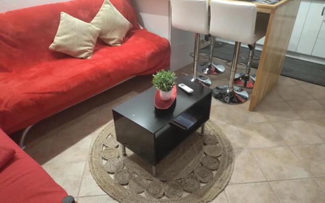 Luxury seafront house nearby Delphi