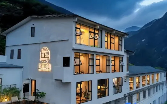 Qiu Mo·Designer View Villa