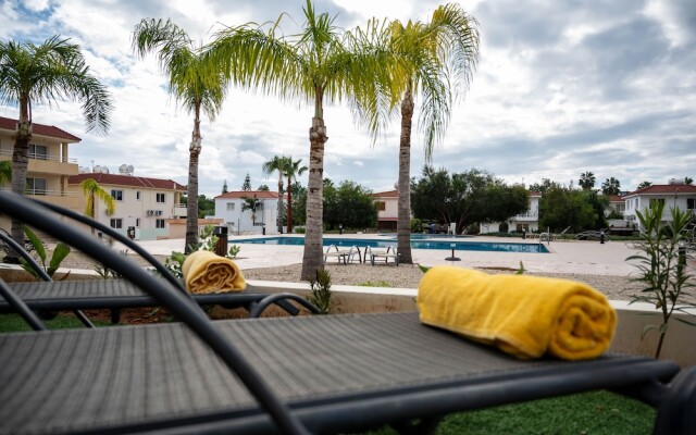Narcissos Nissi Beach apartment C2