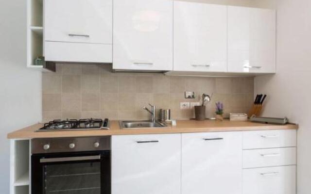 Bright Perugia Apartment