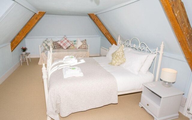 EJs Bed and Breakfast