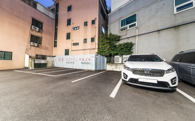 Seongnam Yaja Sujin Station