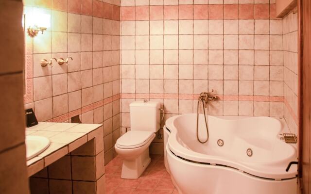 Enticing Holiday Home in Pella With Garden