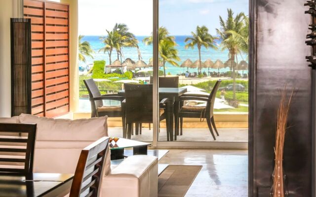 Elements 210 2 Bedroom Condo by Redawning