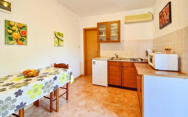 Apartment Marija - with parking : A1 Prizemlje Cres, Island Cres