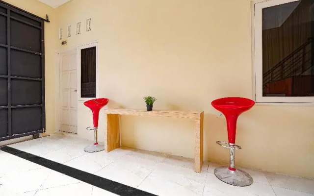 Wisma Fortuna Syariah by OYO Rooms