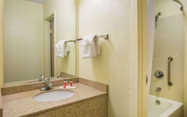 Days Inn by Wyndham Florence Near Civic Center