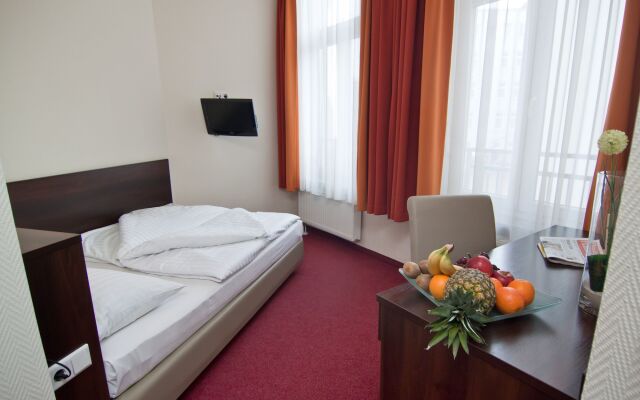 Hotel Eleazar Novum City Center