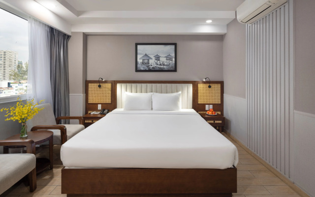 Viet Lotus Saigon Hotel