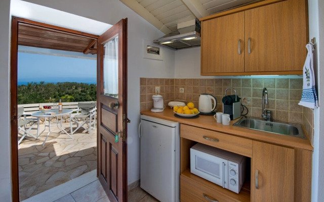 Paxos Couple House By Konnect