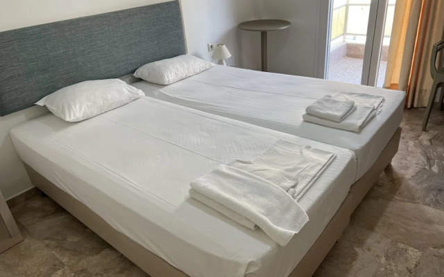 Neapolis Rooms & Apartments