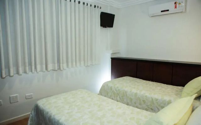 Golden Ingá Hotel