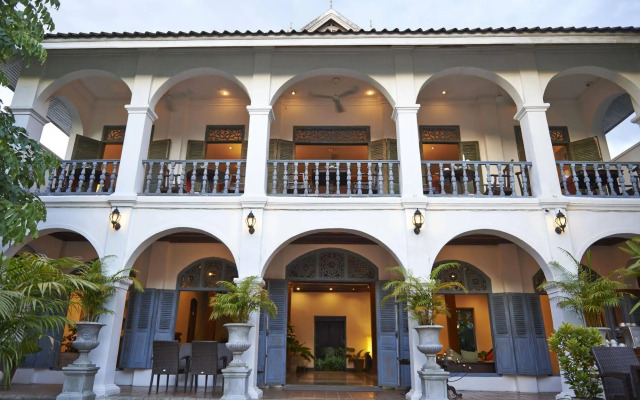 Villa Santi Hotel