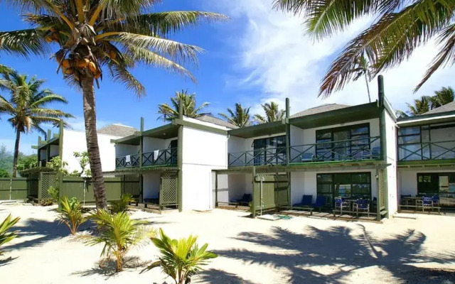 Avana Waterfront Apts