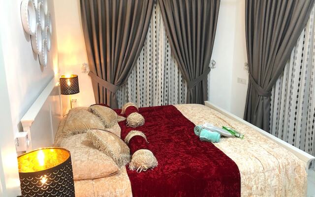 Blue Paradise Royal Suite