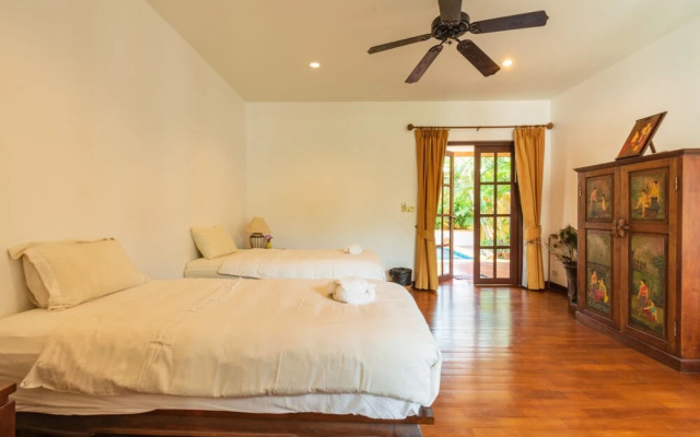 Beautiful 4 Bedroom Bali Style Villa S4