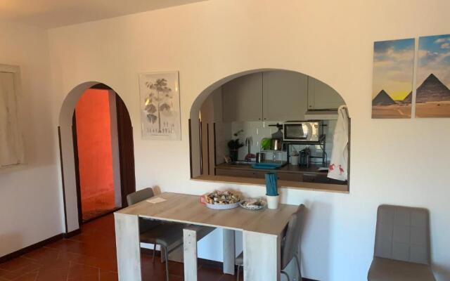 1 Bed House Sleeps 2 - Pets, Garden, Parking, Wifi