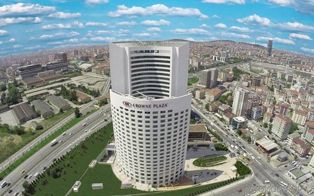 Crowne Plaza Istanbul - Oryapark, an IHG Hotel