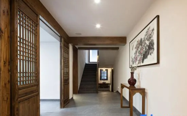 Wuyuan Mishu·Shiguang Homestay (County Center Xiangao Ancient City)