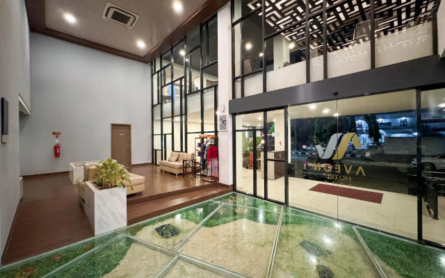Aveon Hotel Yogyakarta by Daphna Management