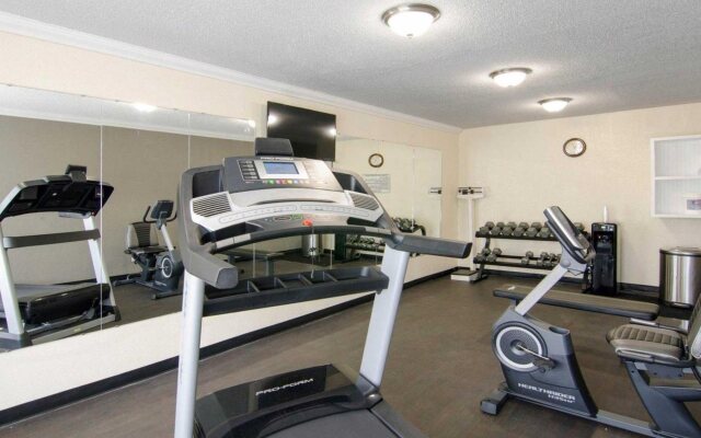 Motel 6 Charlotte, NC – Airport South
