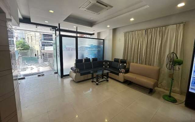 Ranas Residency