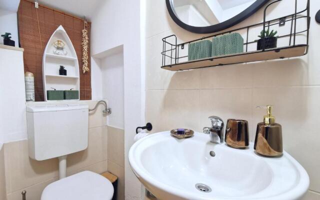 Apartment By Lux