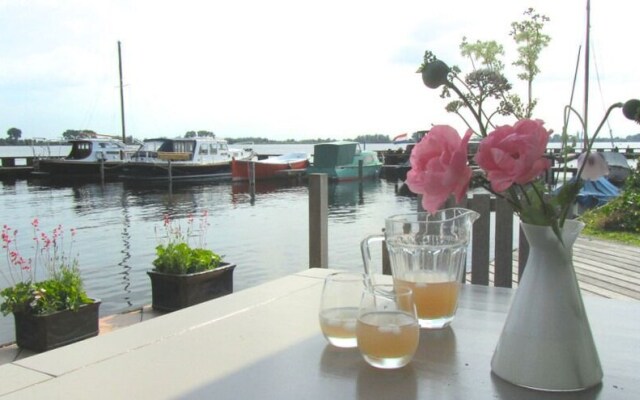 Lakeside Amsterdam Getaway