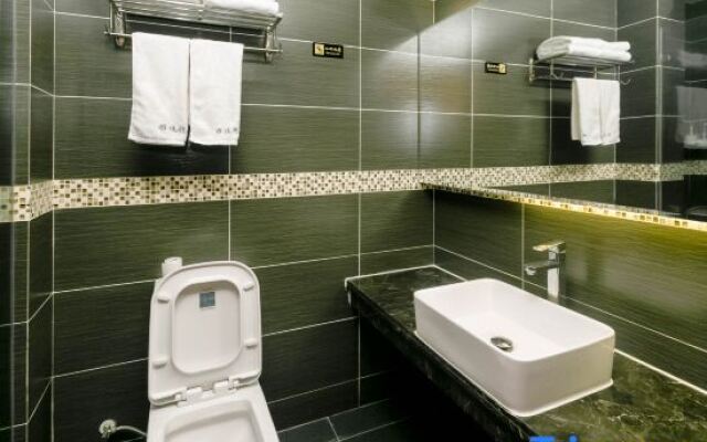 Yating Boutique Hotel (Chongqing Xinpaifang Fortune Center Branch)