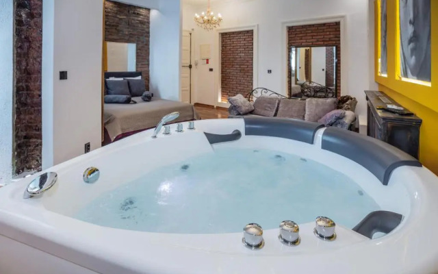 Ben Akiba Luxury Suites
